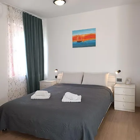 דירה Novis